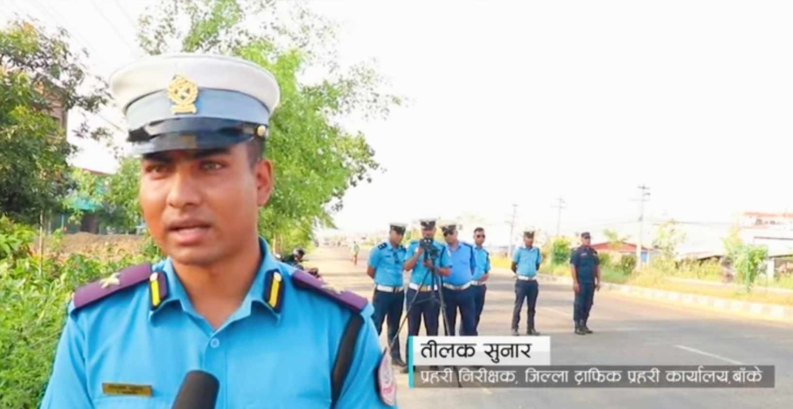 बाँके ट्राफिकले दुर्घटना रोक्न राजमार्गमा राडार गणद्धारा गति मापन गरेर चेकजाँच