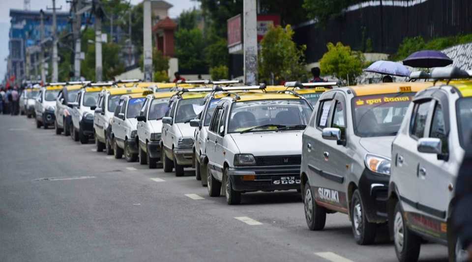 ट्याक्सीहरु अबदेखि मिटरमा चल्न तयार