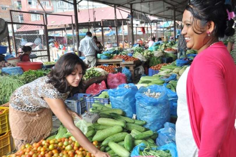 चाडपर्व नजिकिएसँगै उपत्यकाका बजारमा तरकारीको भाउ महँगियो