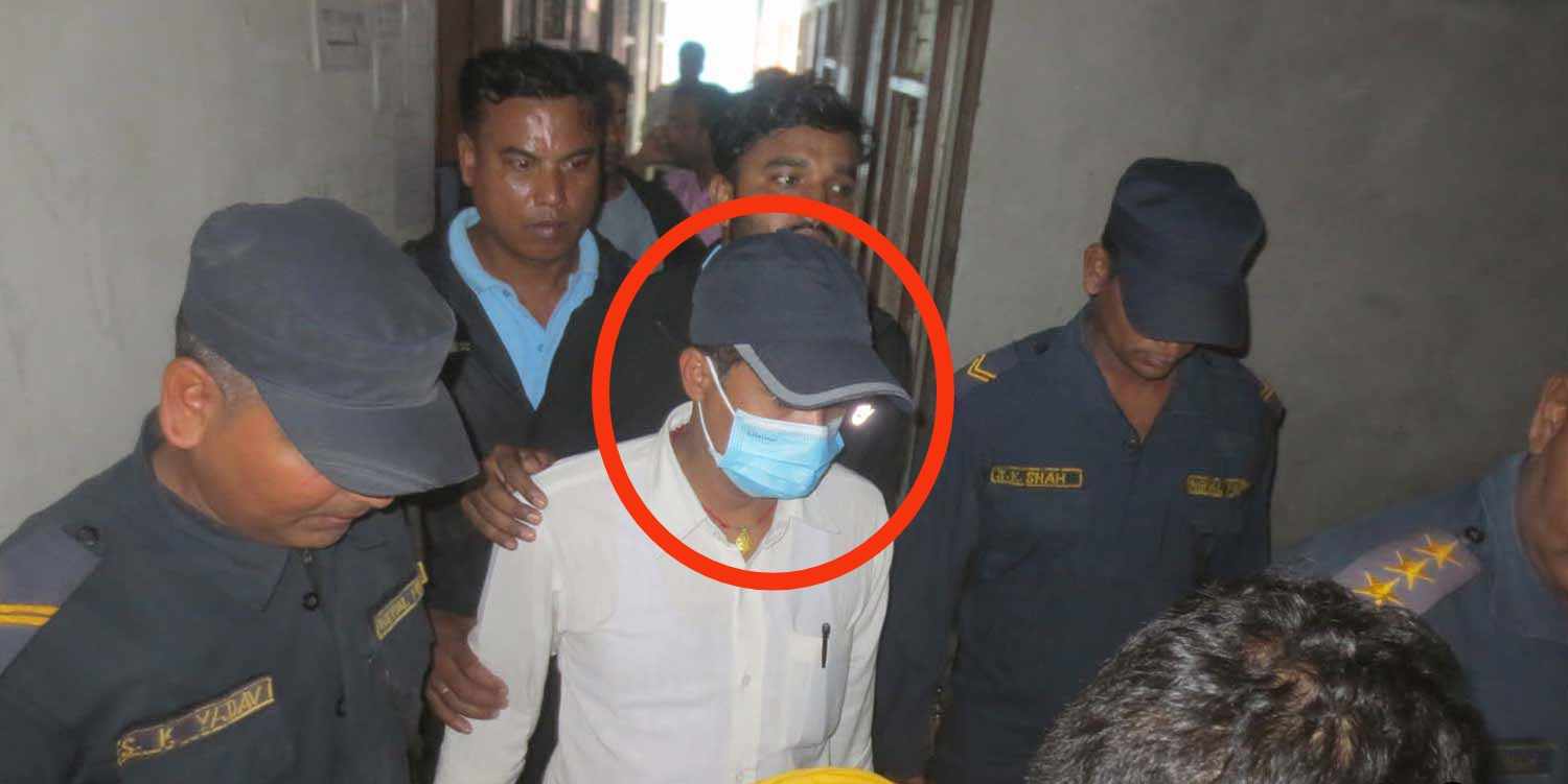 नापी कार्यालयका अमिन दीपरञ्जन यादव घुस रकमसहित पक्राउ