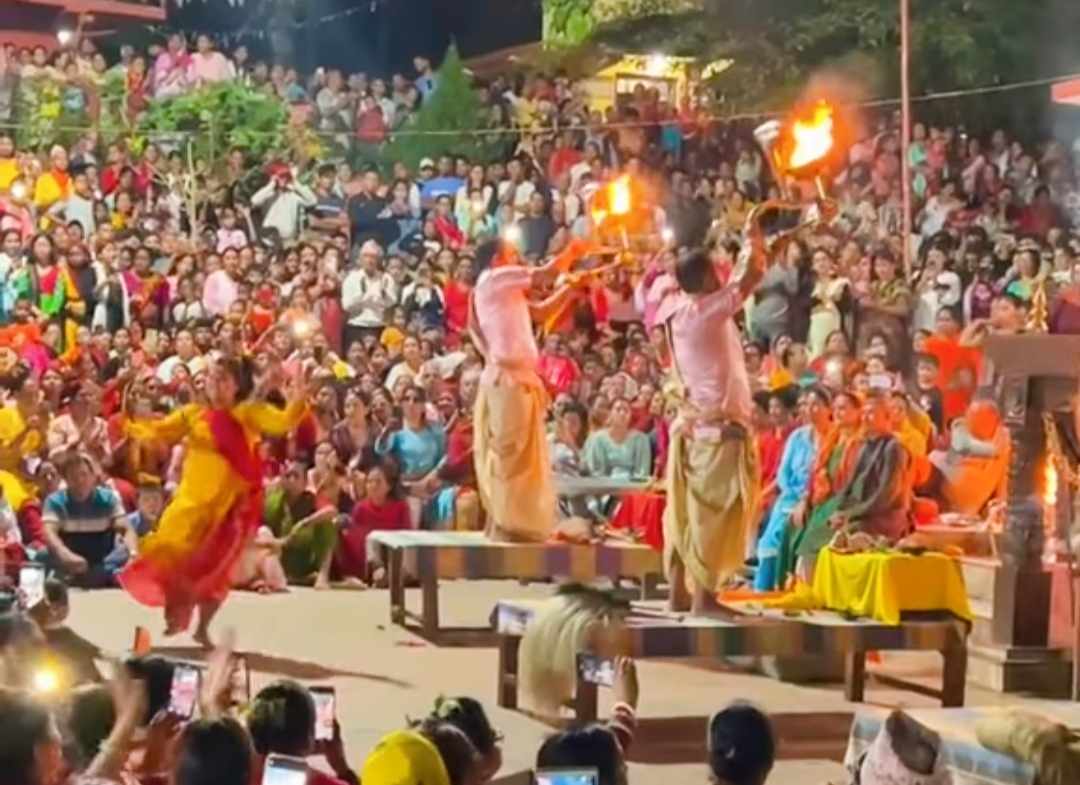 धारपानीमा मंगलबार बेलुकी अन्तिम गंगा आरती एक करोड बढी दिप प्रज्वलन गरिने