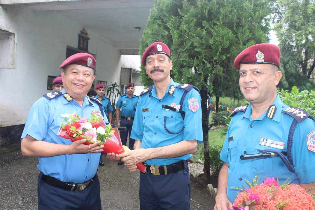 एआईजी राईद्वारा लुम्बिनी प्रदेश प्रहरी तालिम केन्द्रका सम्पूर्ण शाखाहरु निरीक्षण