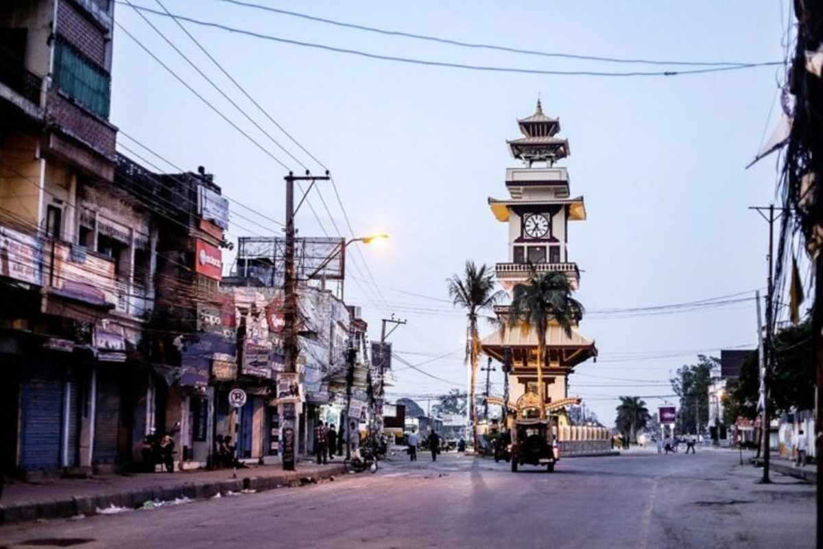 बिरगंजको सडकमा जथाभावी फोहर फाल्नेलाई जरिवानासँगै सार्वजनिक मुद्दा चलाउने
