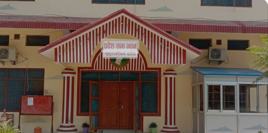 तीन नेतालाई गाडी फिर्ता गर्न निर्देशन