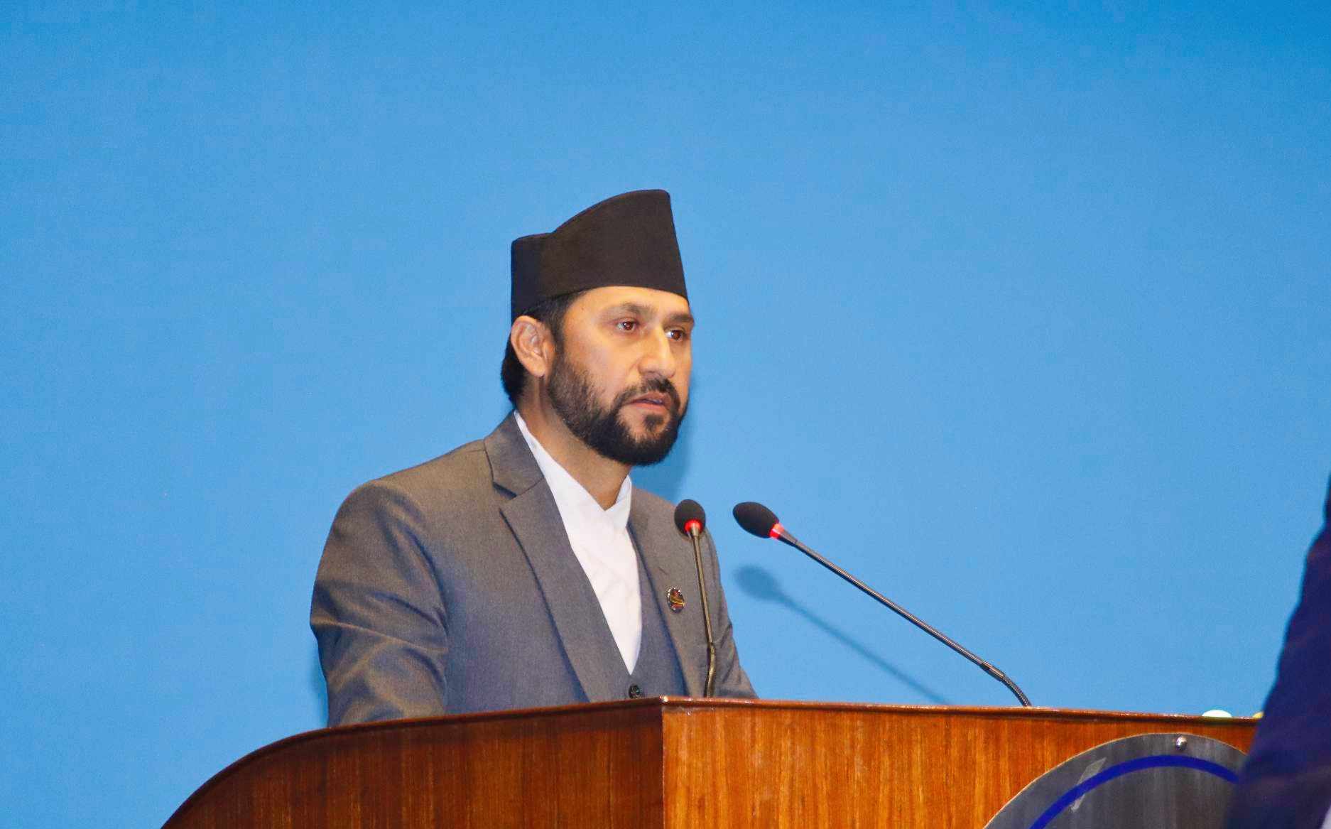 राष्ट्रपति पौडेलले राजनीति दलले पालेका गुण्डा र अपराधीलाई छुटाउन हस्ताक्षर गरे : लामिछाने