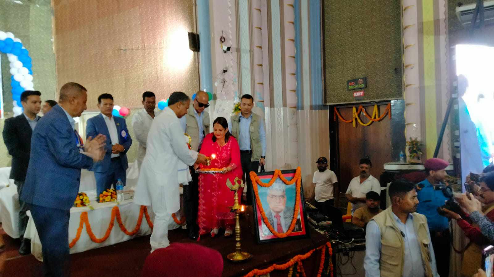 नेपाल औषधि व्यवसायी संघको १४ औँ अधिवेशन पर्साको बिरगंजमा उद्घाटन