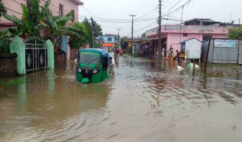 धनगढीको अधिकांश क्षेत्रहरु डुबानमा