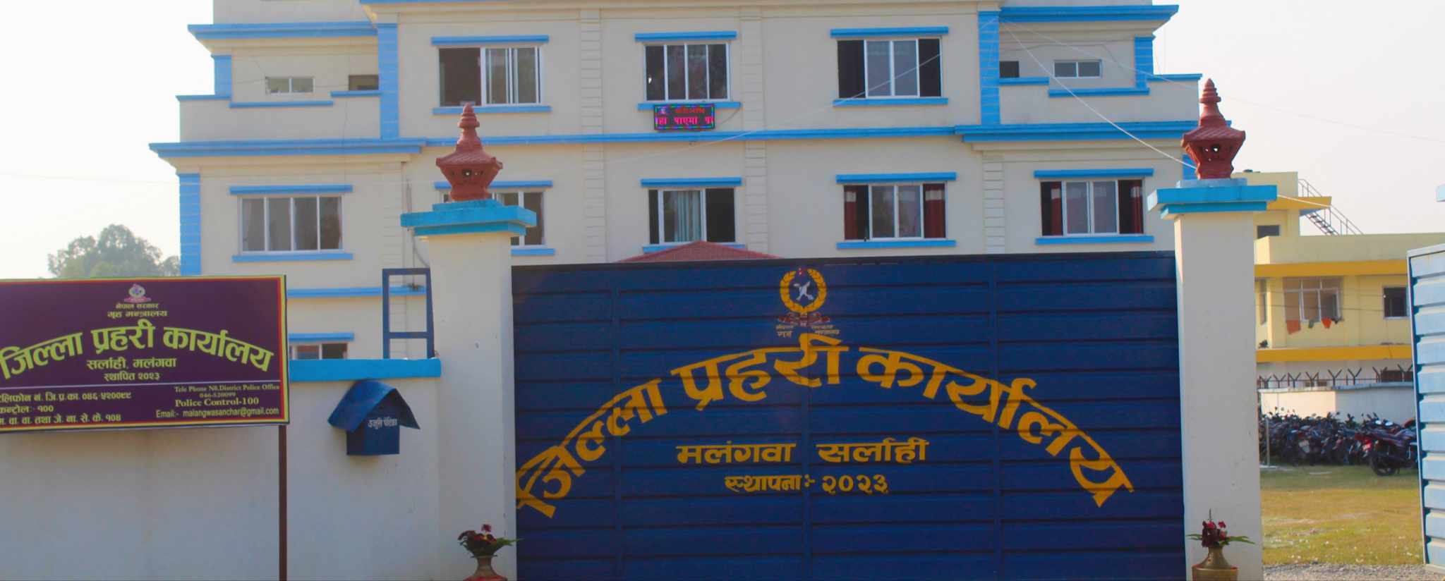 जिल्ला प्रहरी सर्लाहीका एसपी नरेशराज रेग्मीलाई नवीन खान विचाैलियाले चुनाैती दिए
