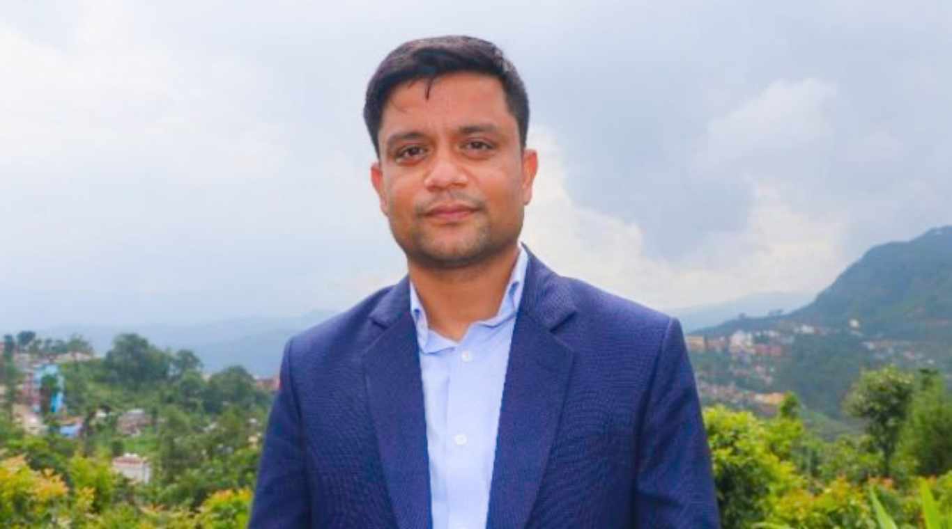 अध्यागमन अधिकृत प्रमुख रामबन्धु सुवेदी दाङमा सिडियो १० सहसचिवको सरुवा
