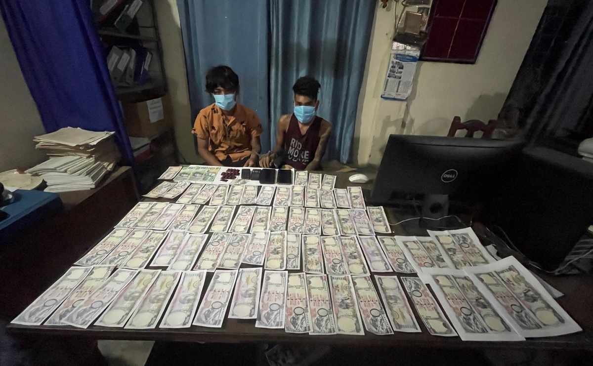 नक्कली नोटको बिगबिगी १५ लाख रुपैयाँ बढीको नक्कली नोटसहित २ जना पक्राउ