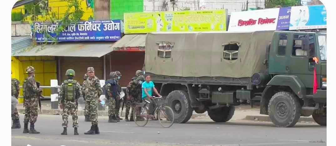 नेपालगञ्जमा कर्फ्यू जारी नेपाली सेना परिचालन