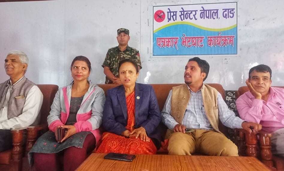 दाङको घोराही तुलसीपुर सडक चार लेन छिटोभन्दा छिटो बन्छ सन्चारमन्त्री रेखा शर्मा