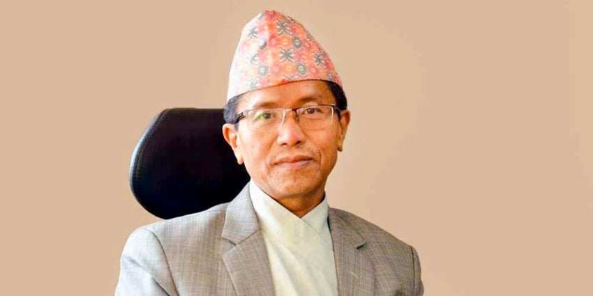 कर्मचारीहरुले सेवाग्राहीसंग घुस मागेको मौखिक गुनासो आउछ । अख्तियार प्रमुख राई
