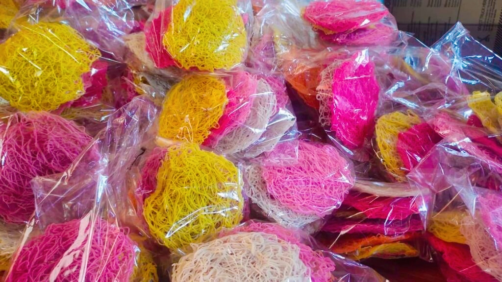 तिहारमा रोटीहरुमा मिसाइने रङ्ग स्वास्थ्यको लागि घातक : डाक्टर