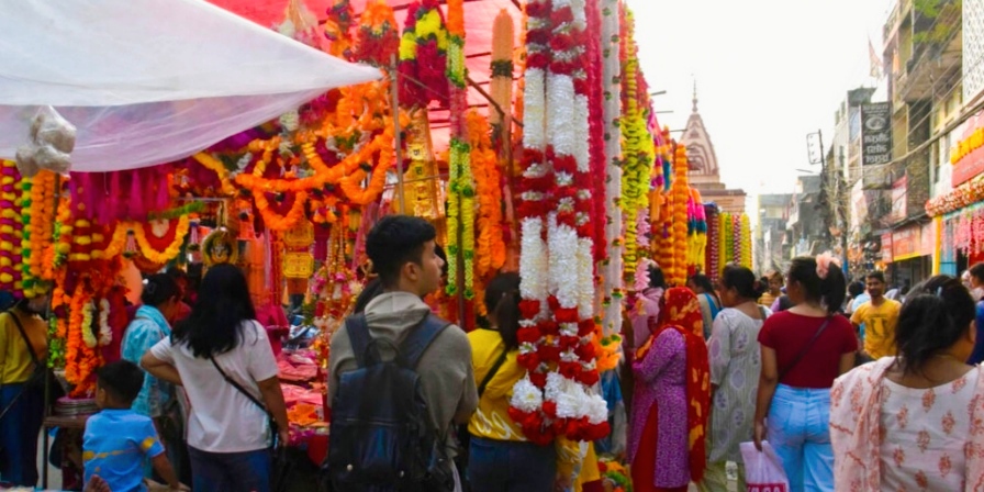 तिहार लागेसँगै बजारमा चहलपहल धेरै