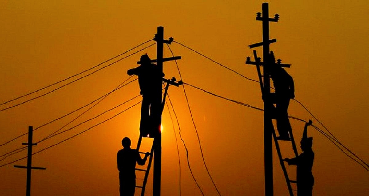 उखु बोकेको ट्रकमा आगलागी
