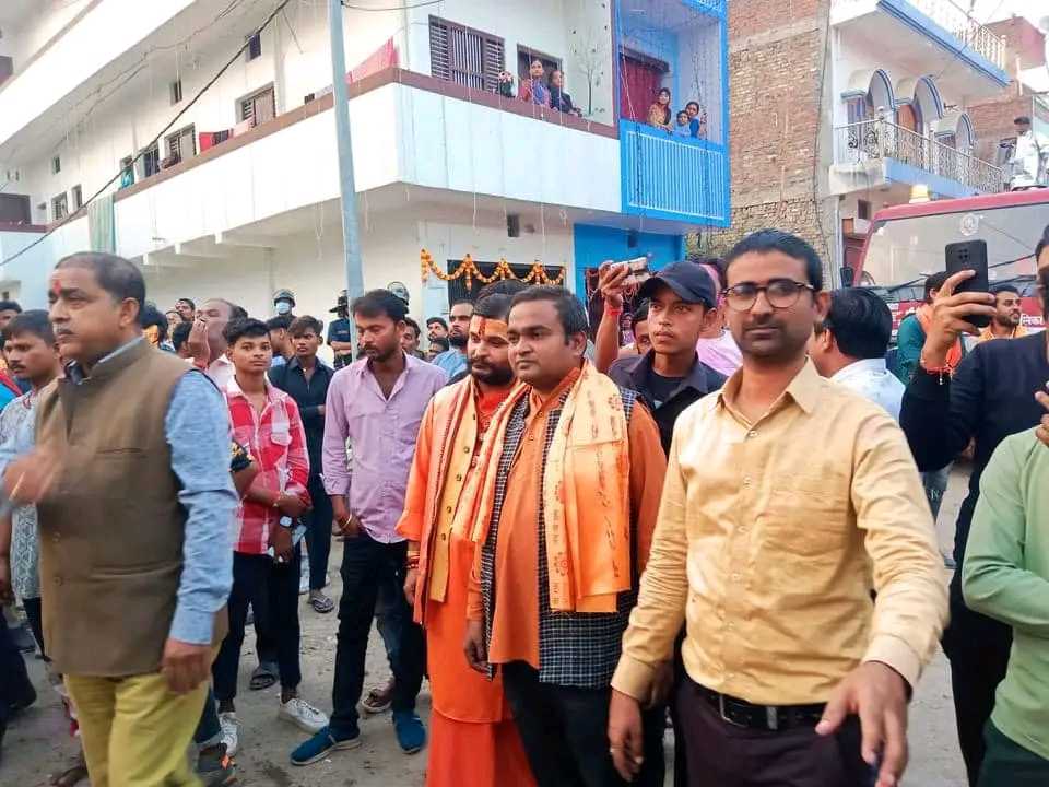 ड्रोन क्यामराको निगरानीका साथ भव्य तरिकाले कृष्णनगरको मूर्ति विसर्जन