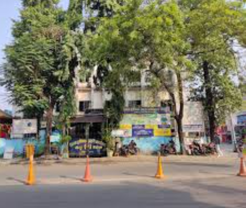 सवारी दुर्घटना न्यूनीकरण गर्न मोरङमा प्रहरीले निगरानी बढाएको छ