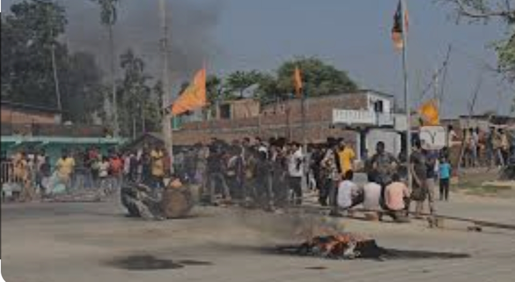 सुनसरीका पाँच वटा पालिकामा लगाइएको कर्फ्यू हटेको छ