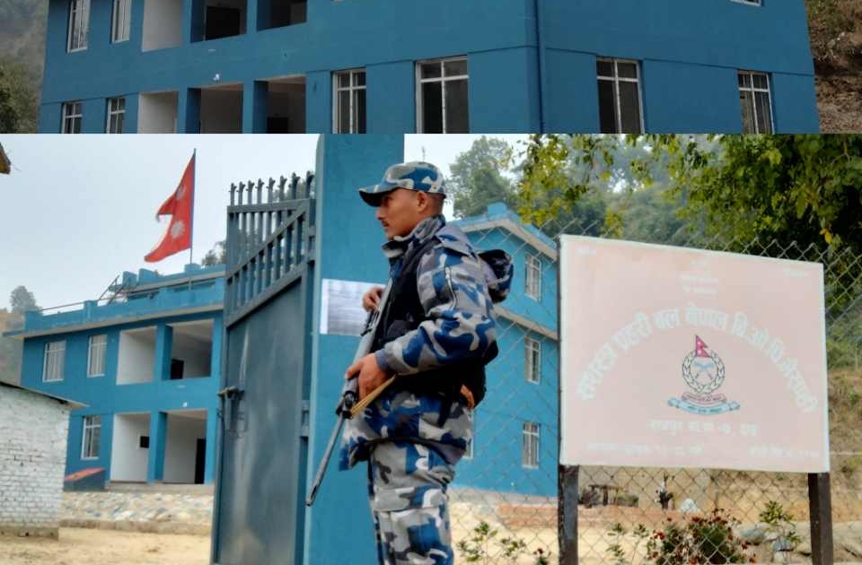दाङको नाकामा रहेको १३ वटा सशस्त्र प्रहरी बल क्याम्प स्थापना स्थानीयबासी खुशी