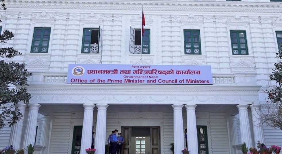 नेपाल सरकारले एकैपटक ६० जना सहसचिवको सरुवा गर्‍यो