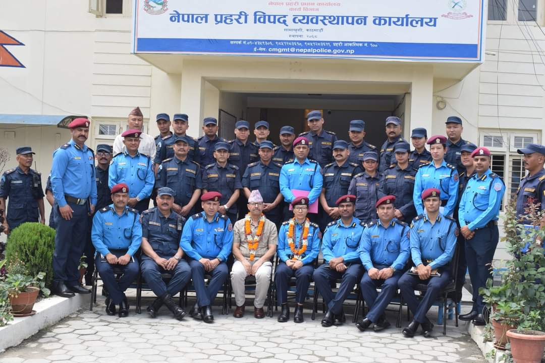 स्वागत तथा फेरी भेटौंला कार्यक्रम सम्पन्न’ वरिष्ठ एसएसपी डम्बर ब. बिकको बिदाई