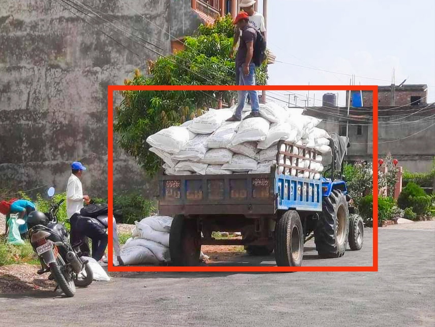 पहुँचदारले बढी मल कब्जा गर्दा सीधा किसान रोपाइँ गर्ने वेलामा सहकारीमा पालो पर्खिएको पर्खियै