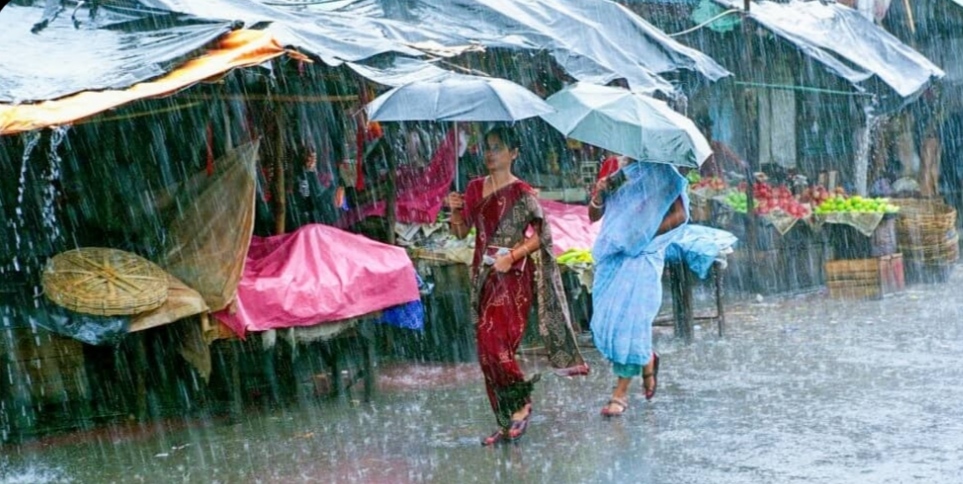 देशभर मनसुन सक्रिय शनिबारसम्म पानी पर्ने धरै ठाउँमा धेरै ठाँउमा पहिरोको जोखिम