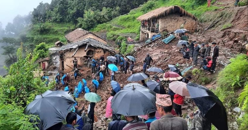 कास्कीमा पहिरोले एकै परिवारका ६ सहित ११ जनाको मृत्यु