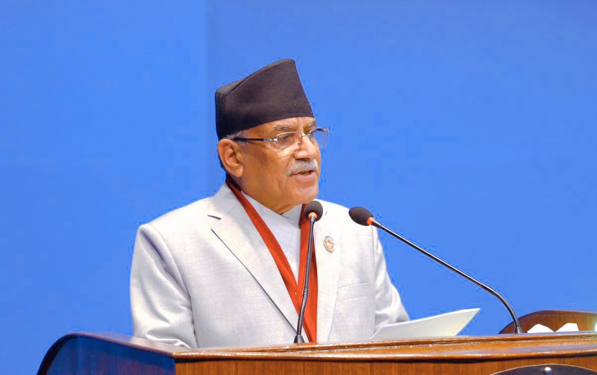 १९ महिना पछी प्रधानमन्त्री पुष्पकमल दाहाल ‘प्रचण्ड’ नेतृत्वको सरकार ढल्यो