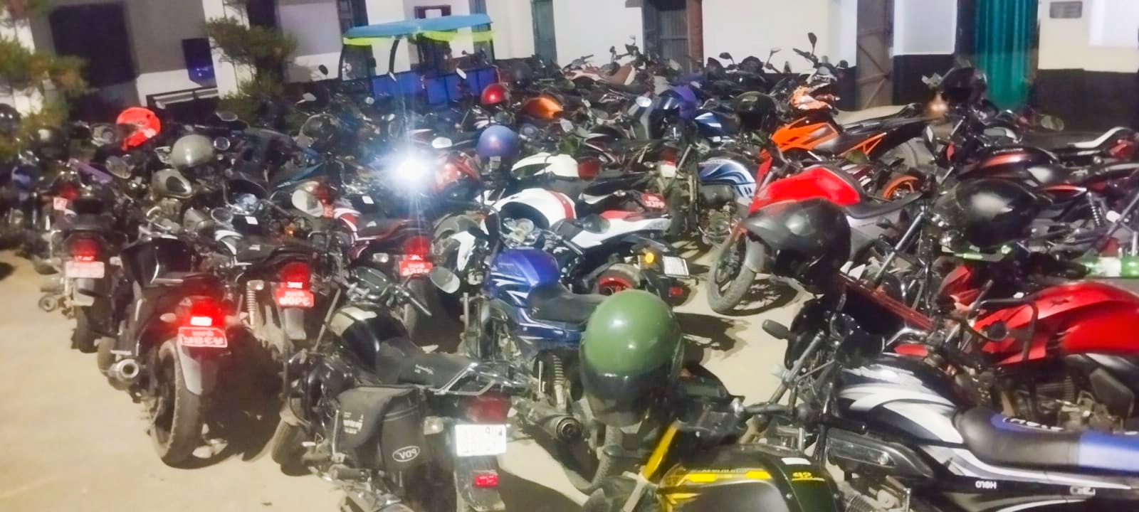 बाँके प्रहरी जिल्ला ट्राफिकको निगरानीमा १०६ वटा मोटरसाइकललाई कार्वाही