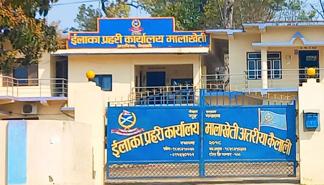 ईप्रका मालाखेतीले बजारबाट अनैतिक क्रियाकलापमा संलग्न होटल मालिक सहित ३ जना पक्राउ
