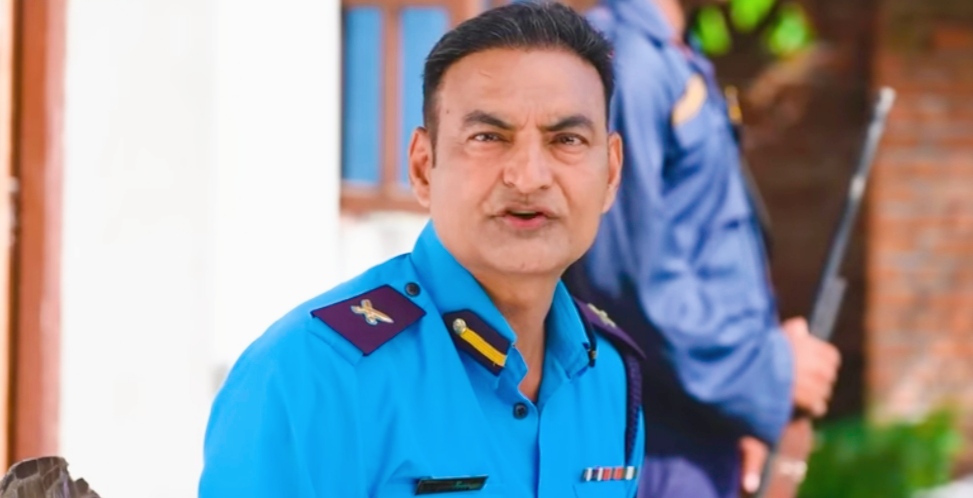 जुवातास खेलिरहेको अवस्थामा चर्चित कलाकार पुरुषोत्तम आचार्यसहित ११ जना पक्राउ