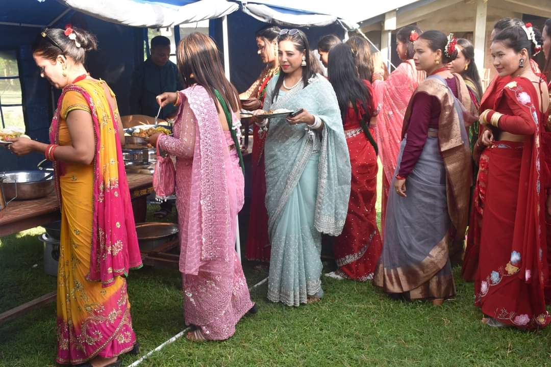 लुम्बिनी प्रदेश प्रहरी कार्यालयको आयोजनामा तिज मिलन दर खाने कार्यक्रम सम्पन्न