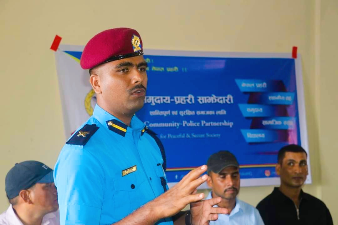बाँके प्रहरीद्वारा बालबन्दिहरुसंग रचना वाचन कार्यक्रम सम्पन्न गर्‍यो