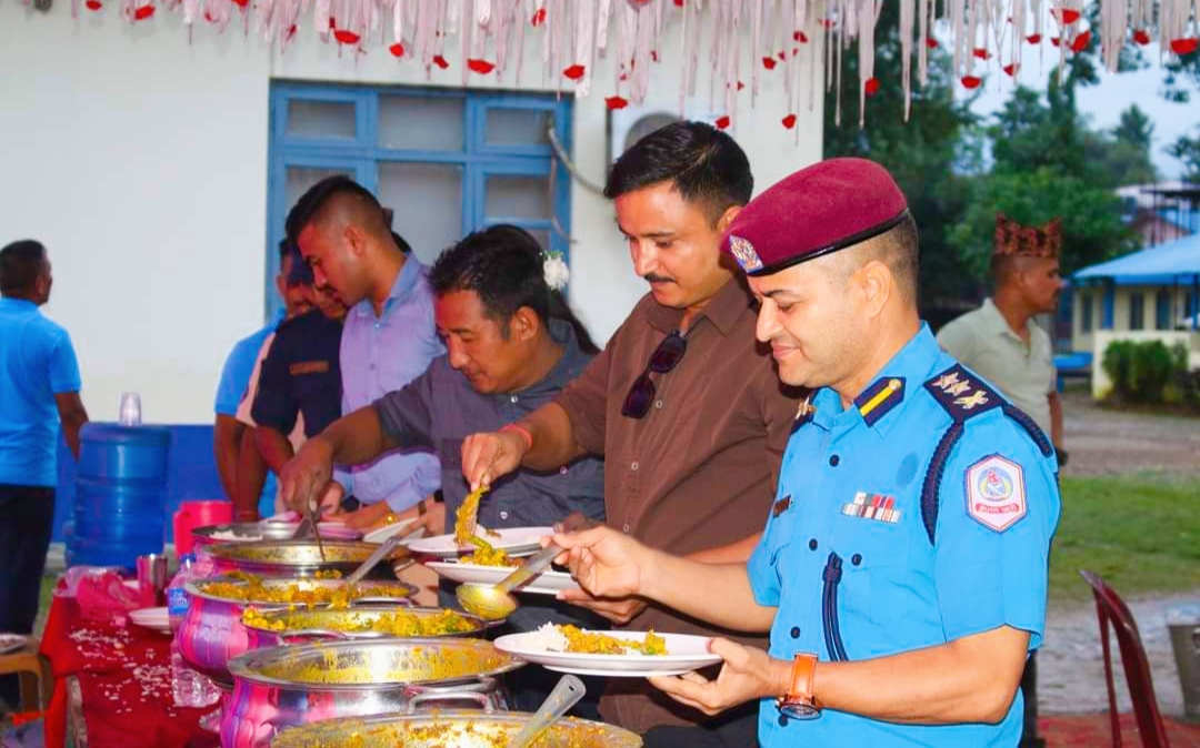 दाङ प्रहरीको आयोजनामा तीज मिलन तथा दर खाने कार्यक्रम सम्पन्न