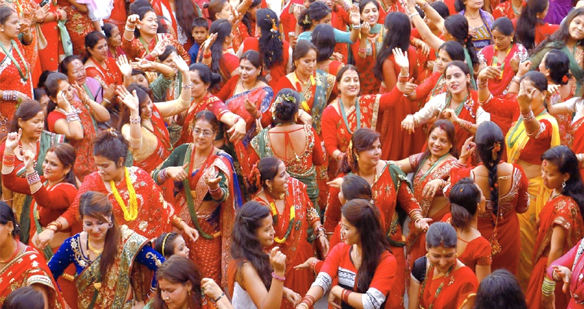देशभर हरितालिका तिज पर्व नारीहरूले देवादि देव महादेवको पूजा आराधना गरी मनाउँदैछन