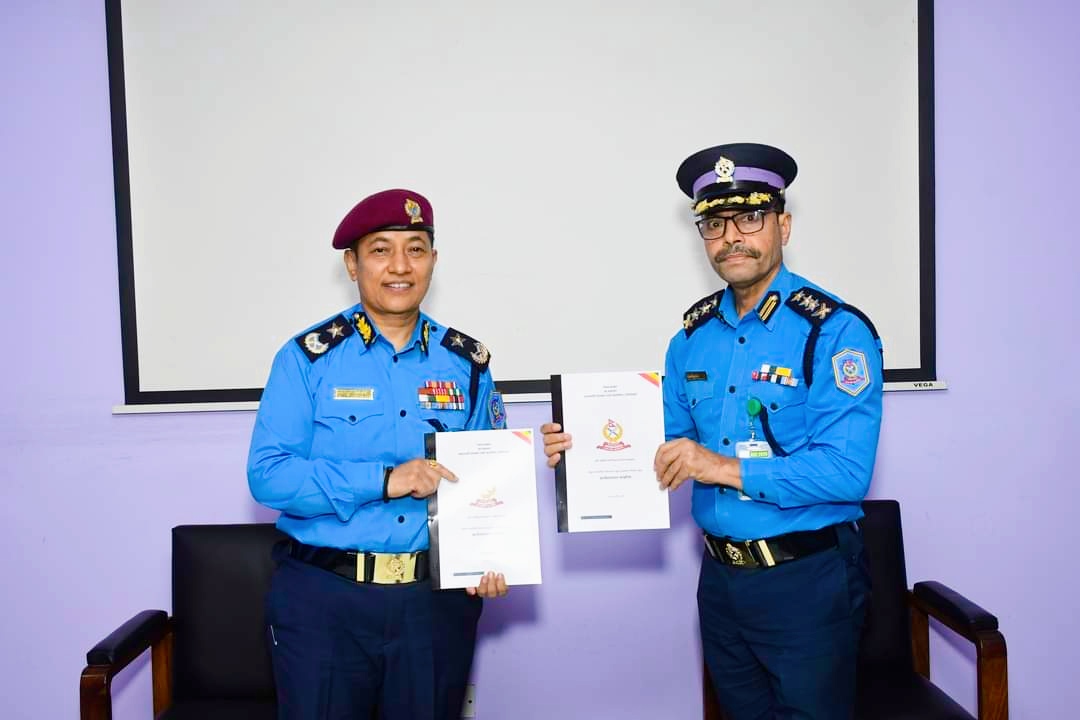 एआईजी बज्राचार्यले उपत्यका प्रहरी कार्यालय मातहत प्रमुखहरूसँग बार्षिक कार्यसम्पादन सम्झौतामा हस्ताक्षर