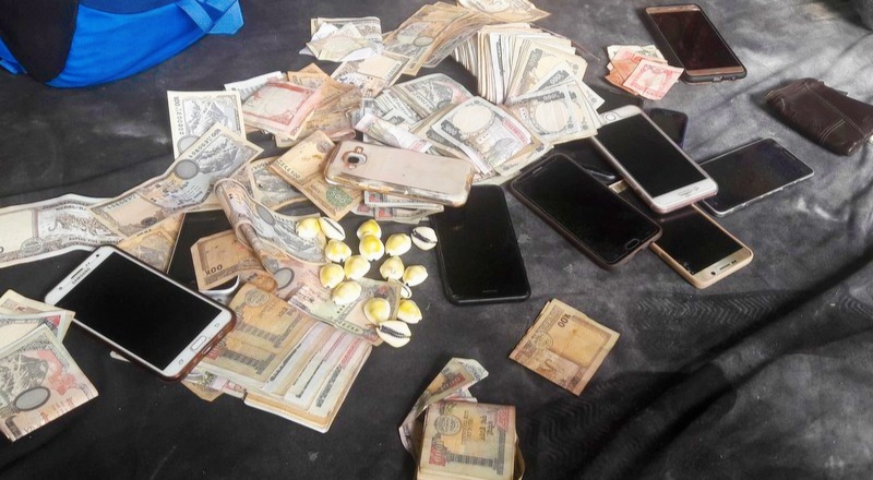 दशै सुरु भएसंगै धनगढीबाट प्रहरीले ६ जना जुवाडे पक्राउ