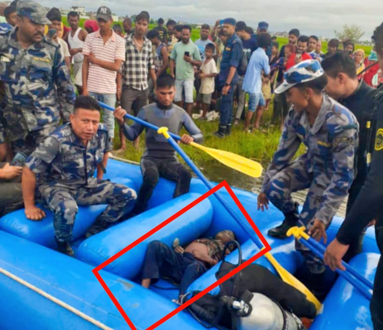 माछा मार्ने क्रममा पोखरीमा चिप्लिएर बेपता भएका बालकको सव सशस्त्रको गोताखोर टोलीद्वारा फेला