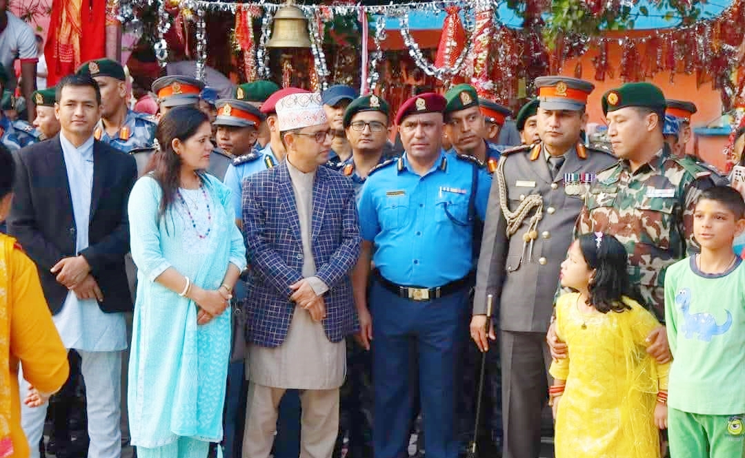 नेपालगञ्जको प्रमुख शक्तीपिठ बागेश्वरी मन्दिरमा सुरक्षाकर्मीहरुद्वारा फुलपाती भित्रियो