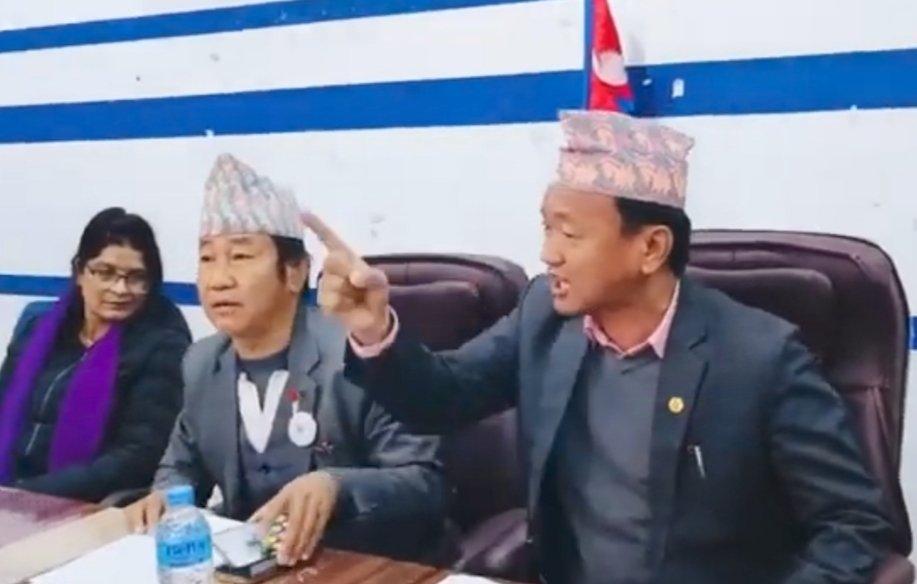 उपमेयर बेघाले मेयर साम्पाङले आफूलाई बाइपास गरी वडाअध्यक्षलाई कार्यबाहक दिएकोमा आपत्ति