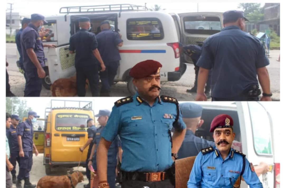 दशै पर्वलाई शान्ति पुर्ण रुपमा भय रहित बनाउन तालिम प्राप्त कुकुर सहित एसपी ढुंगेलले चेकिङ्गमा