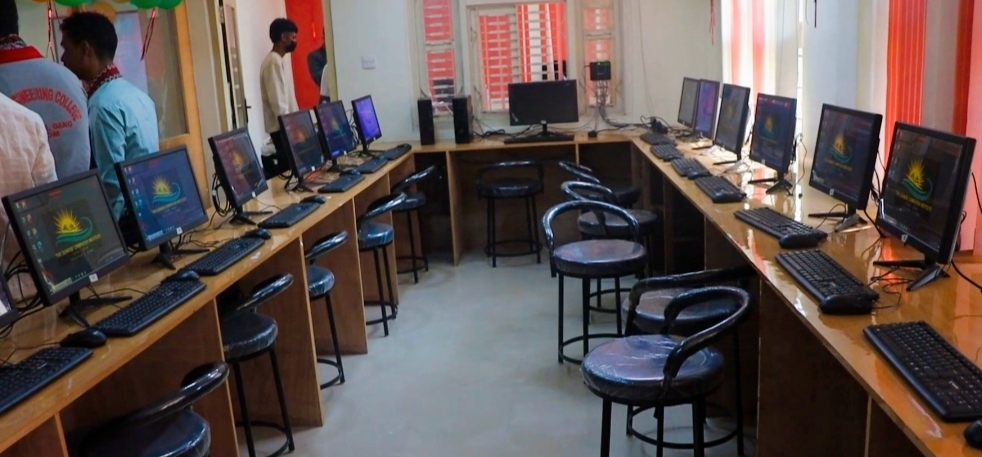 दाङको तुलसीपुरमा सनराइज कम्प्युर र कन्सल्टेन्सि उद्वघाटन