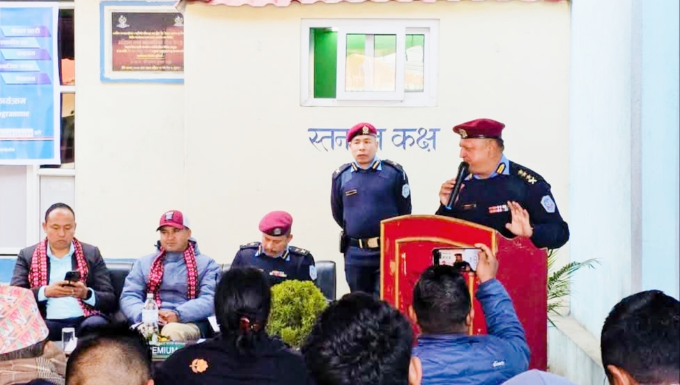 प्रहरी बृत चापागाँउ ललितपुरमा नागरिक सुनुवाई कार्यक्रम,