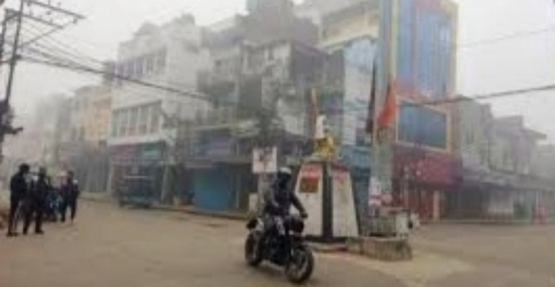 तराईका जिल्लामा हुस्सु र शीतलहरसँगै चिसो बढेपछि जनजीवन प्रभावित,