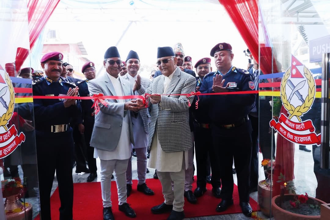 नेपाल पुलिस क्लवको नव निर्मित भवन प्रधानमन्त्री केपी शर्मा ओलीद्वारा उदघाटन,