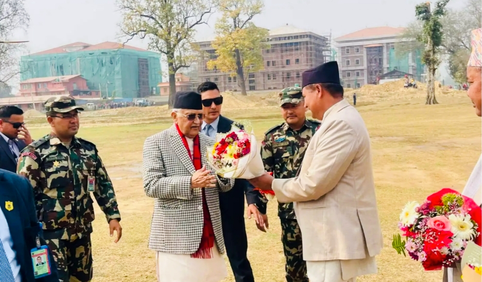 प्रधानमन्त्री केपी शर्मा ओली लुम्बिनी प्रदेश सभाको बैठकलाई विशेष सम्बोधन गर्न दाङ आइपुगे,