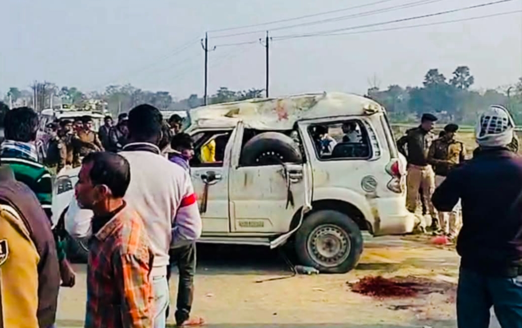 भारतको कुम्भ मेलाबाट फर्किएको गाडी दुर्घटना हुँदा दम्पतीसहित ३ नेपालीको मृत्यु,
