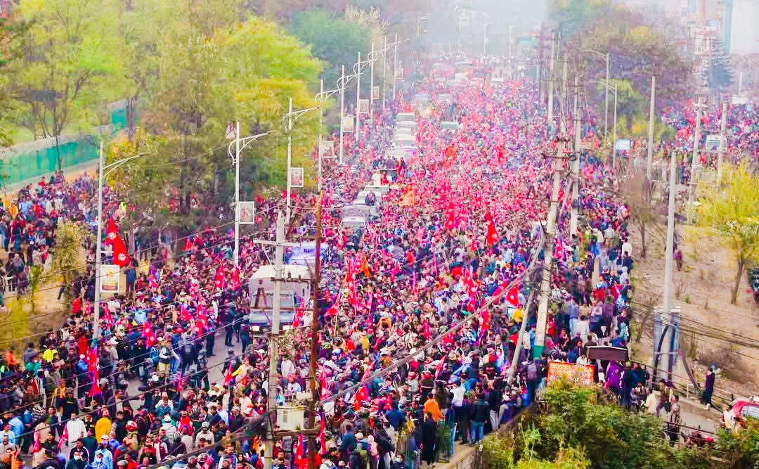 महानगरले राप्रपालाई सडकमा फोहोर र विरूवामा क्षति गरेको भन्‍दै १ लाख जरिवाना